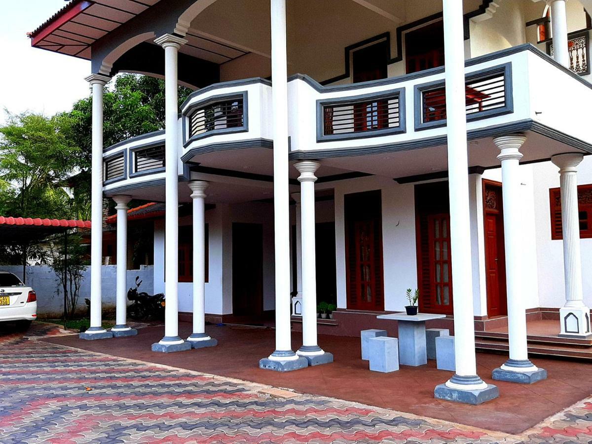 A And D Holiday Inn Holambra Exterior foto