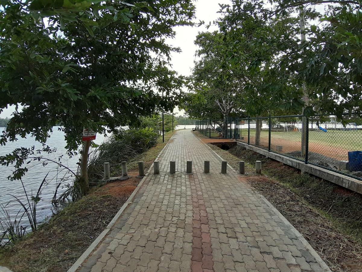 A And D Holiday Inn Holambra Exterior foto